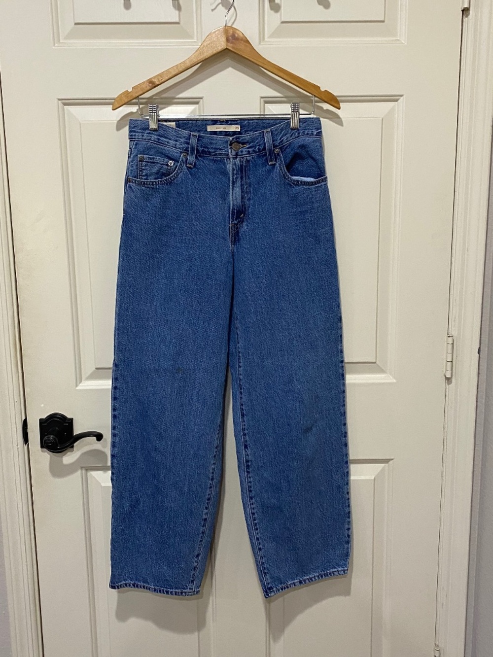 Levi’s Baggy Jeans Size 25 Blue High Rise Loose Fit